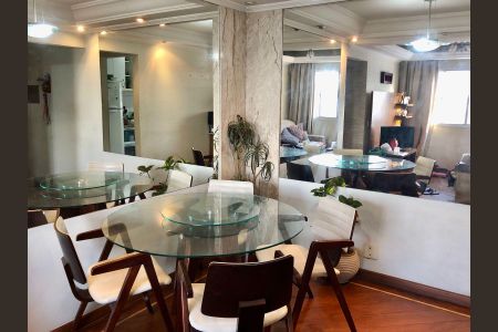 Apartamento à venda com 55m², 2 quartos e 1 vagaSala