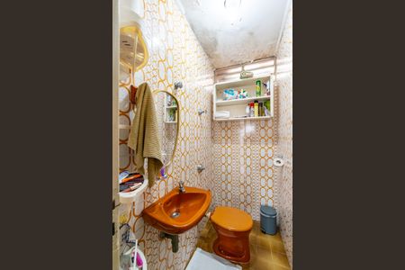 Casa à venda com 130m², 3 quartos e 4 vagasLavabo