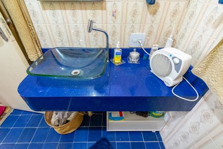 Casa à venda com 130m², 3 quartos e 4 vagasBanheiro Social