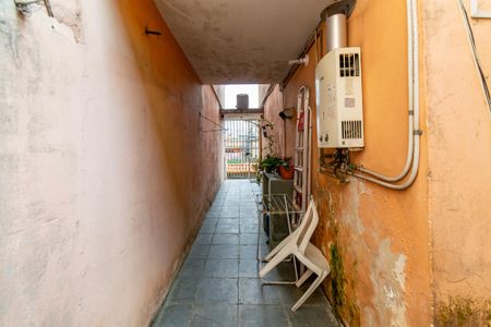 Casa à venda com 130m², 3 quartos e 4 vagasCorredor Externo