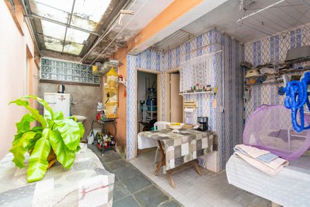 Casa à venda com 130m², 3 quartos e 4 vagasÁrea de Serviço