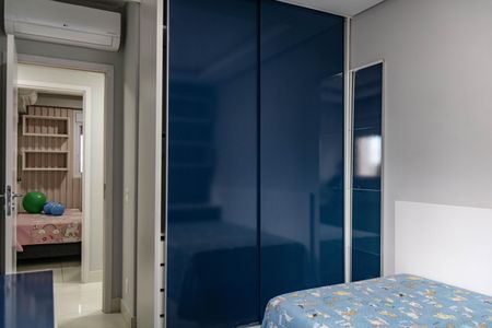 Apartamento à venda com 118m², 4 quartos e 2 vagasQuarto 2