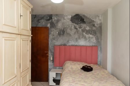 Apartamento à venda com 78m², 2 quartos e 1 vagaQuarto 2