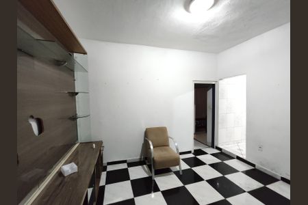 Casa para alugar com 250m², 2 quartos e 1 vaga Casa para alugar com 250m², 2 quartos e 1 vagaSala