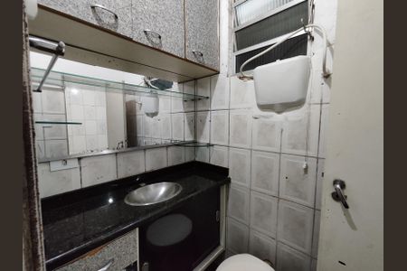 Casa para alugar com 250m², 2 quartos e 1 vaga Casa para alugar com 250m², 2 quartos e 1 vagaBanheiro