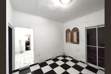 Casa para alugar com 250m², 2 quartos e 1 vaga Casa para alugar com 250m², 2 quartos e 1 vagaSala