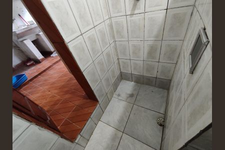 Casa para alugar com 250m², 2 quartos e 1 vaga Casa para alugar com 250m², 2 quartos e 1 vagaBanheiro