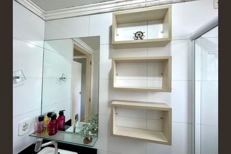 Apartamento para alugar com 49m², 2 quartos e 1 vaga Apartamento para alugar com 49m², 2 quartos e 1 vagaBanheiro