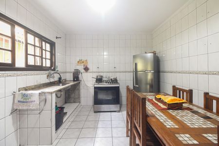 Casa à venda com 113m², 3 quartos e 2 vagas Casa à venda com 113m², 3 quartos e 2 vagasCozinha