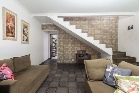 Casa à venda com 113m², 3 quartos e 2 vagas Casa à venda com 113m², 3 quartos e 2 vagasSala