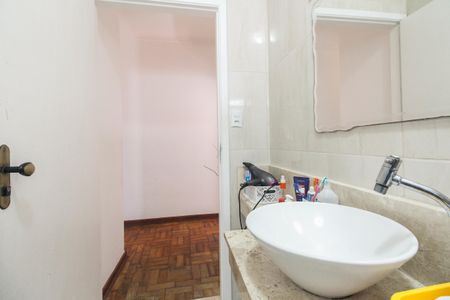 Casa à venda com 113m², 3 quartos e 2 vagas Casa à venda com 113m², 3 quartos e 2 vagasBanheiro
