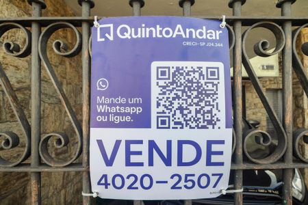 Casa à venda com 113m², 3 quartos e 2 vagas Casa à venda com 113m², 3 quartos e 2 vagasPlaca