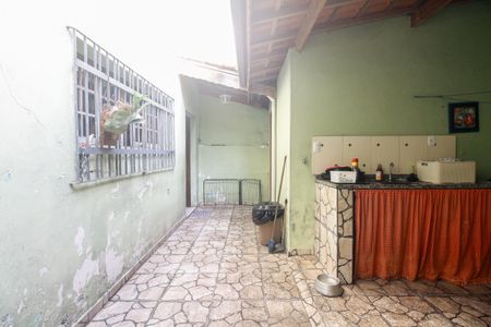 Casa à venda com 113m², 3 quartos e 2 vagas Casa à venda com 113m², 3 quartos e 2 vagasQuintal