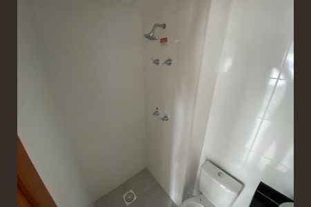 Apartamento à venda com 38m², 2 quartos e sem vagaBanheiro