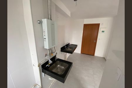 Apartamento à venda com 38m², 2 quartos e sem vagaCozinha e Área de Serviço