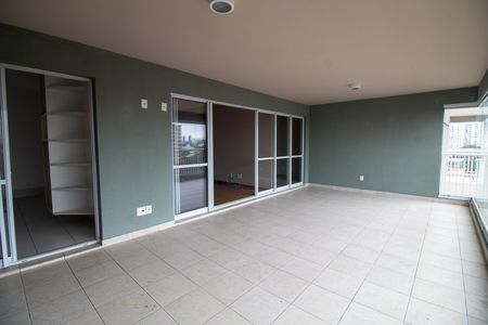 Apartamento para alugar com 160m², 4 quartos e 2 vagas Apartamento para alugar com 160m², 4 quartos e 2 vagasVaranda Gourmet