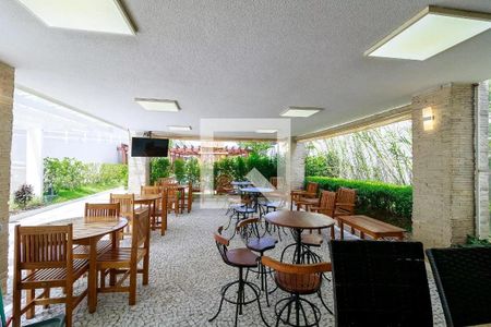Apartamento para alugar com 160m², 4 quartos e 2 vagas Apartamento para alugar com 160m², 4 quartos e 2 vagasÁrea comum - Churrasqueira