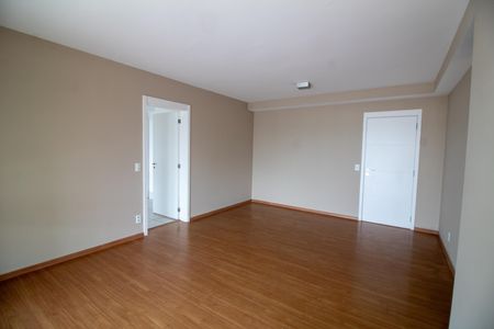 Apartamento para alugar com 160m², 4 quartos e 2 vagas Apartamento para alugar com 160m², 4 quartos e 2 vagasSala