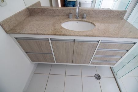 Apartamento para alugar com 160m², 4 quartos e 2 vagas Apartamento para alugar com 160m², 4 quartos e 2 vagasBanheiro da Suíte 2