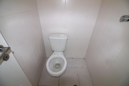 Apartamento para alugar com 160m², 4 quartos e 2 vagas Apartamento para alugar com 160m², 4 quartos e 2 vagasBanheiro de Serviço