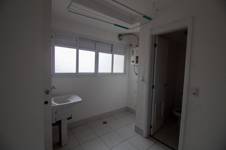 Apartamento para alugar com 160m², 4 quartos e 2 vagas Apartamento para alugar com 160m², 4 quartos e 2 vagasÁrea de Serviço