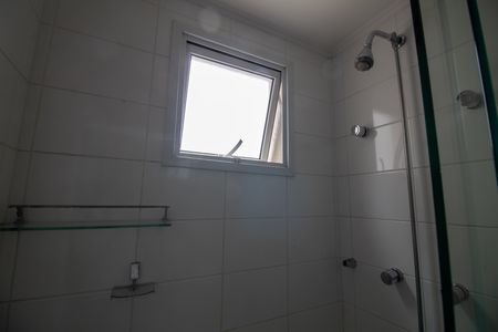 Apartamento para alugar com 160m², 4 quartos e 2 vagas Apartamento para alugar com 160m², 4 quartos e 2 vagasBanheiro da Suíte 1