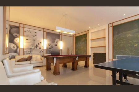 Apartamento para alugar com 160m², 4 quartos e 2 vagas Apartamento para alugar com 160m², 4 quartos e 2 vagasÁrea comum - Sala de Jogos