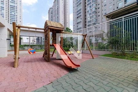 Apartamento para alugar com 160m², 4 quartos e 2 vagas Apartamento para alugar com 160m², 4 quartos e 2 vagasÁrea comum - Playground