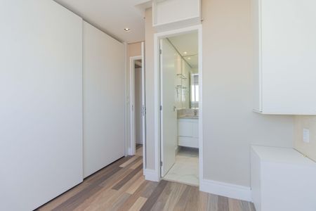 Apartamento à venda com 71m², 3 quartos e 2 vagas Apartamento à venda com 71m², 3 quartos e 2 vagasSuíte
