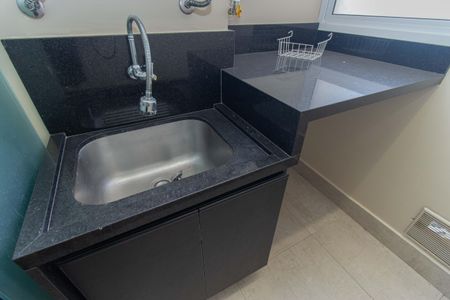 Apartamento à venda com 71m², 3 quartos e 2 vagas Apartamento à venda com 71m², 3 quartos e 2 vagasÁrea de Serviço