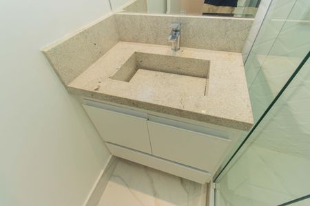 Apartamento à venda com 71m², 3 quartos e 2 vagas Apartamento à venda com 71m², 3 quartos e 2 vagasBanheiro Social