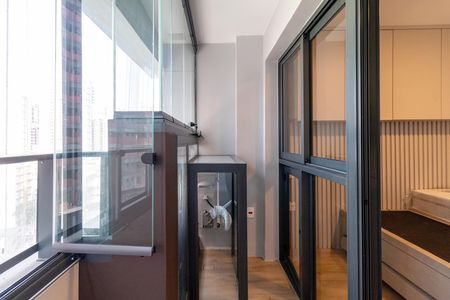 Studio para alugar com 25m², 1 quarto e sem vaga Studio para alugar com 25m², 1 quarto e sem vagaVaranda