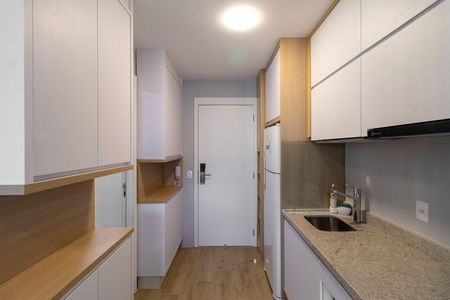 Studio para alugar com 25m², 1 quarto e sem vaga Studio para alugar com 25m², 1 quarto e sem vagaCozinha