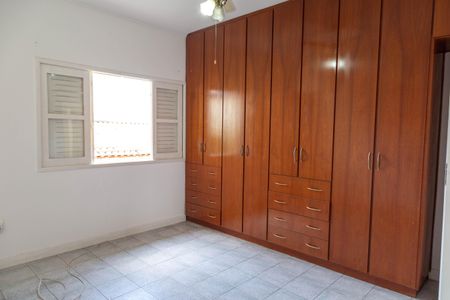 Casa à venda com 187m², 4 quartos e 2 vagasQuarto 2