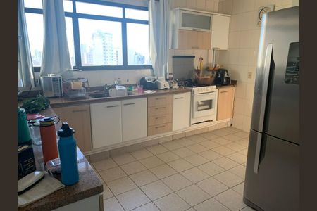 Apartamento à venda com 330m², 4 quartos e 3 vagasFoto 17