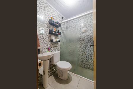 Casa à venda com 66m², 3 quartos e 1 vagaBanheiro 2