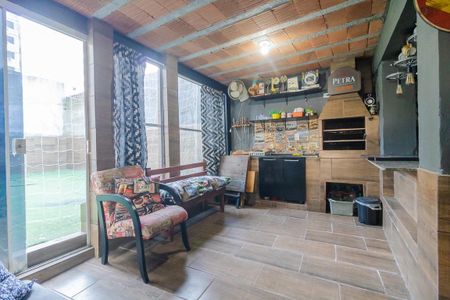 Casa à venda com 66m², 3 quartos e 1 vagaÁrea comum