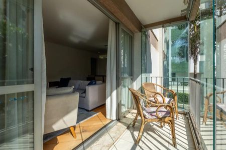 Apartamento à venda com 115m², 3 quartos e 2 vagas Apartamento à venda com 115m², 3 quartos e 2 vagasFoto 04