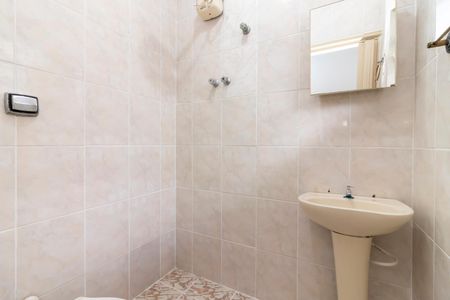 Casa para alugar com 110m², 3 quartos e 2 vagas Casa para alugar com 110m², 3 quartos e 2 vagasBanheiro 2