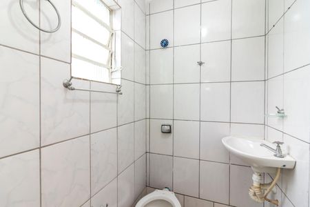 Casa para alugar com 110m², 3 quartos e 2 vagas Casa para alugar com 110m², 3 quartos e 2 vagasBanheiro de Serviço