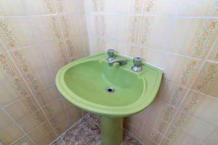 Casa para alugar com 70m², 1 quarto e 1 vaga Casa para alugar com 70m², 1 quarto e 1 vagaBanheiro