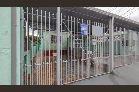 Casa para alugar com 70m², 1 quarto e 1 vaga Casa para alugar com 70m², 1 quarto e 1 vagaFachada
