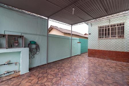Casa para alugar com 70m², 1 quarto e 1 vaga Casa para alugar com 70m², 1 quarto e 1 vagaGaragem