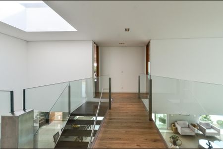 Casa à venda com 700m², 4 quartos e 6 vagas