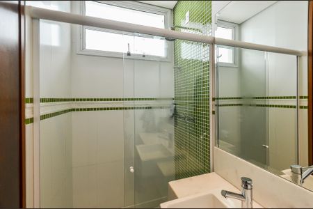 Casa à venda com 700m², 4 quartos e 6 vagas