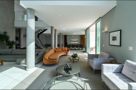 Casa à venda com 700m², 4 quartos e 6 vagas