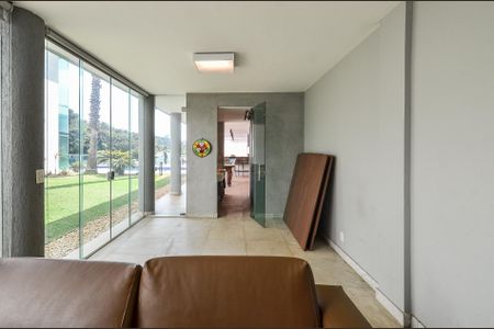 Casa à venda com 700m², 4 quartos e 6 vagas