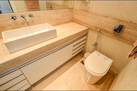 Casa à venda com 700m², 4 quartos e 6 vagas