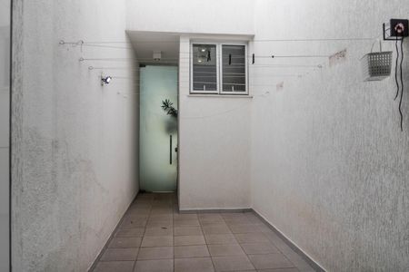 Casa à venda com 700m², 4 quartos e 6 vagas Casa à venda com 700m², 4 quartos e 6 vagasÁrea de Serviço