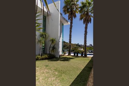 Casa à venda com 700m², 4 quartos e 6 vagas Casa à venda com 700m², 4 quartos e 6 vagasJardim